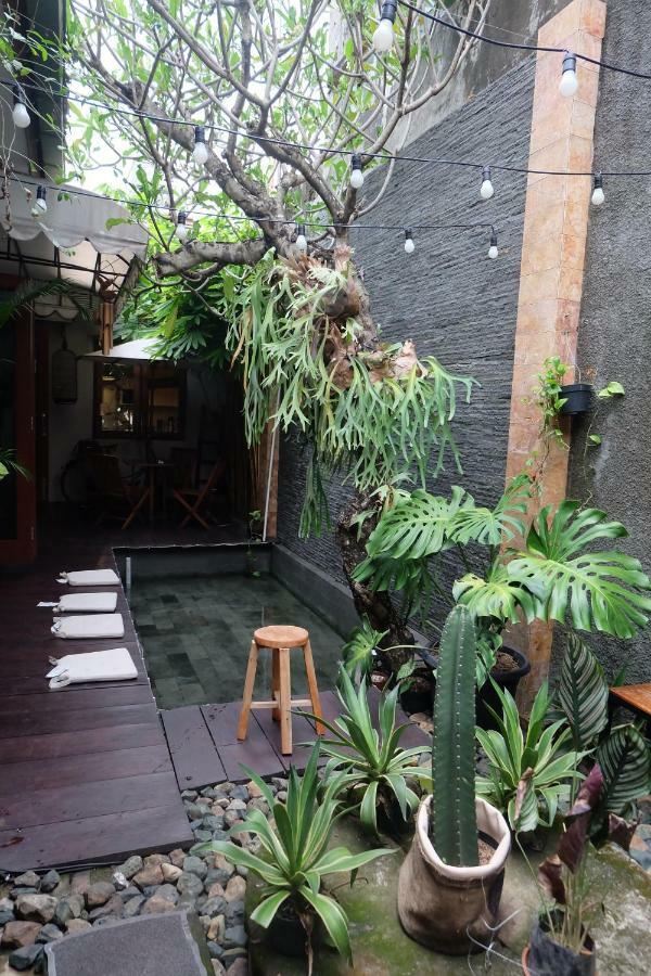 House Of Moedjito Hotell Yogyakarta Exteriör bild