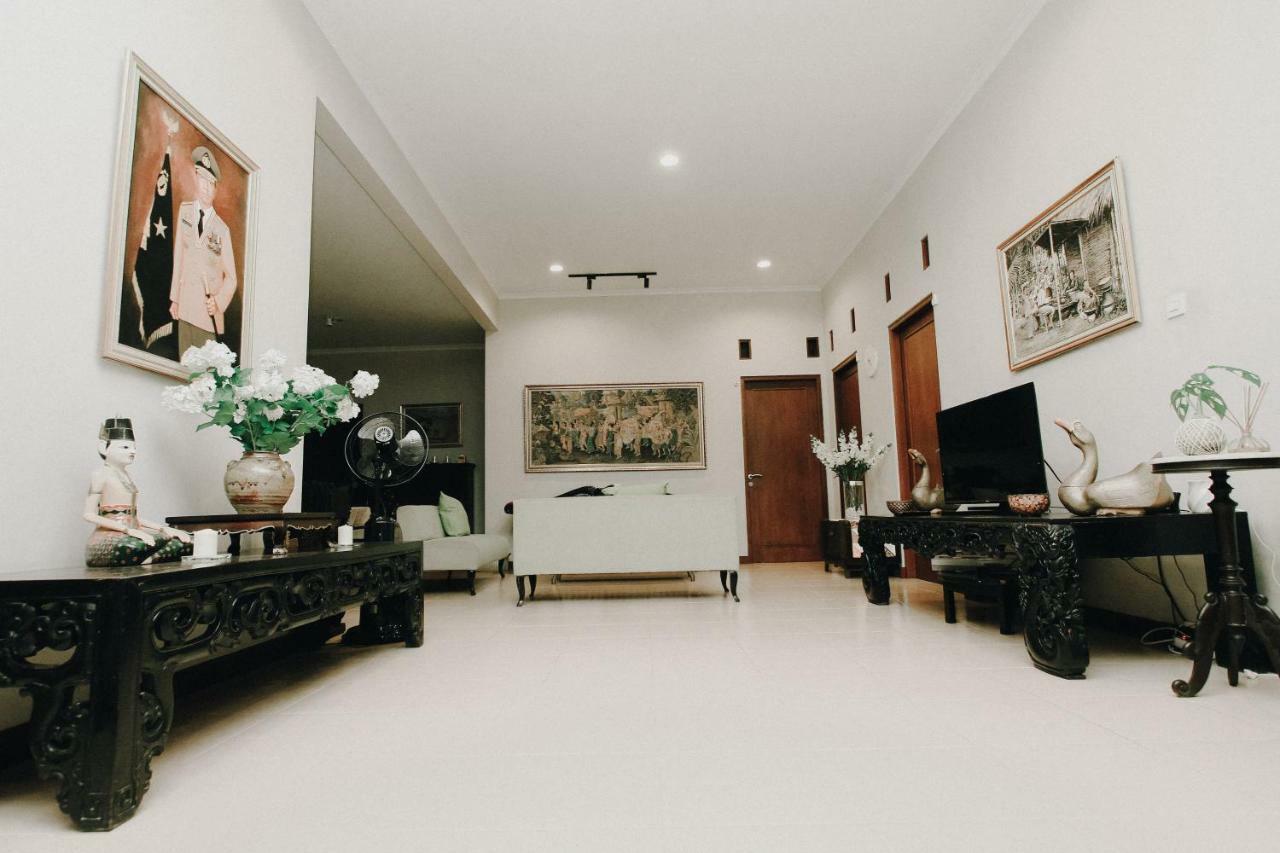 House Of Moedjito Hotell Yogyakarta Exteriör bild